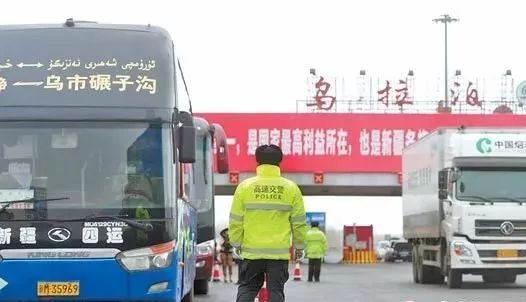 春節(jié)小客車免費通行收費公路