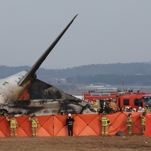 韓國(guó)客機(jī)起火已致58人死亡