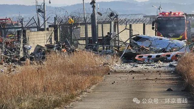 韓國客機(jī)爆炸已致179人遇難