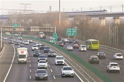 春運(yùn)期間全國公路網(wǎng)客車自駕占比高